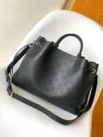 Louis Vuitton M59200 Bella Tote - Image 5