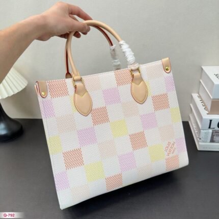 Louis Vuitton jungle bag onthego tote shopping bag