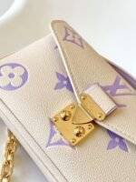 Louis Vuitton M23940 Pochette Métis East West - Image 8