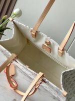 Louis Vuitton M24708 OnTheGo MM - Image 7