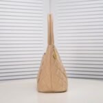 CHANEL Medallion tote bag - Image 3