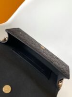 Louis Vuitton M46919 Wallet On Chain Lily - Image 10