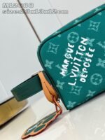 Louis Vuitton M12688 Locker Dopp Kit - Image 5
