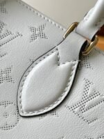 Louis Vuitton M11274 OnTheGo East West - Image 8