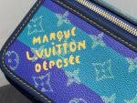 Louis Vuitton M15173 Bosphore Wearable Wallet - Image 9