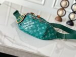Louis Vuitton M12867 Rush Bumbag - Image 2