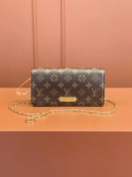 Louis Vuitton M82509 Wallet On Chain Lily - Image 3