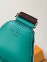 Louis Vuitton M12734 Avenue Slingbag - Image 5