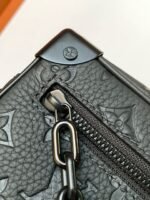 Louis Vuitton M55702 Mini Soft Trunk - Image 9