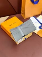 Louis Vuitton M81383 Multiple Wallet - Image 6
