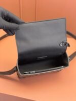 Louis Vuitton M83613 Steamer Wearable Wallet - Image 7