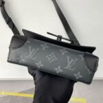 Louis Vuitton M81783 Steamer Wearable Wallet - Image 3