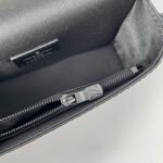 Louis Vuitton M81783 Steamer Wearable Wallet - Image 6