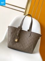 Louis Vuitton M25890 All In One PM - Image 3