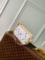 Louis Vuitton M13404 LV x TM Pochette Accessoires - Image 11