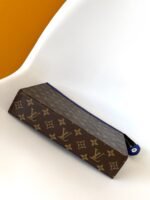 Louis Vuitton M12819 Pochette Voyage MM - Image 8