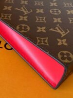 Louis Vuitton M12817 Pochette Voyage MM - Image 11