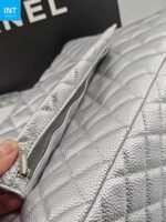 Chanel bag - Image 5