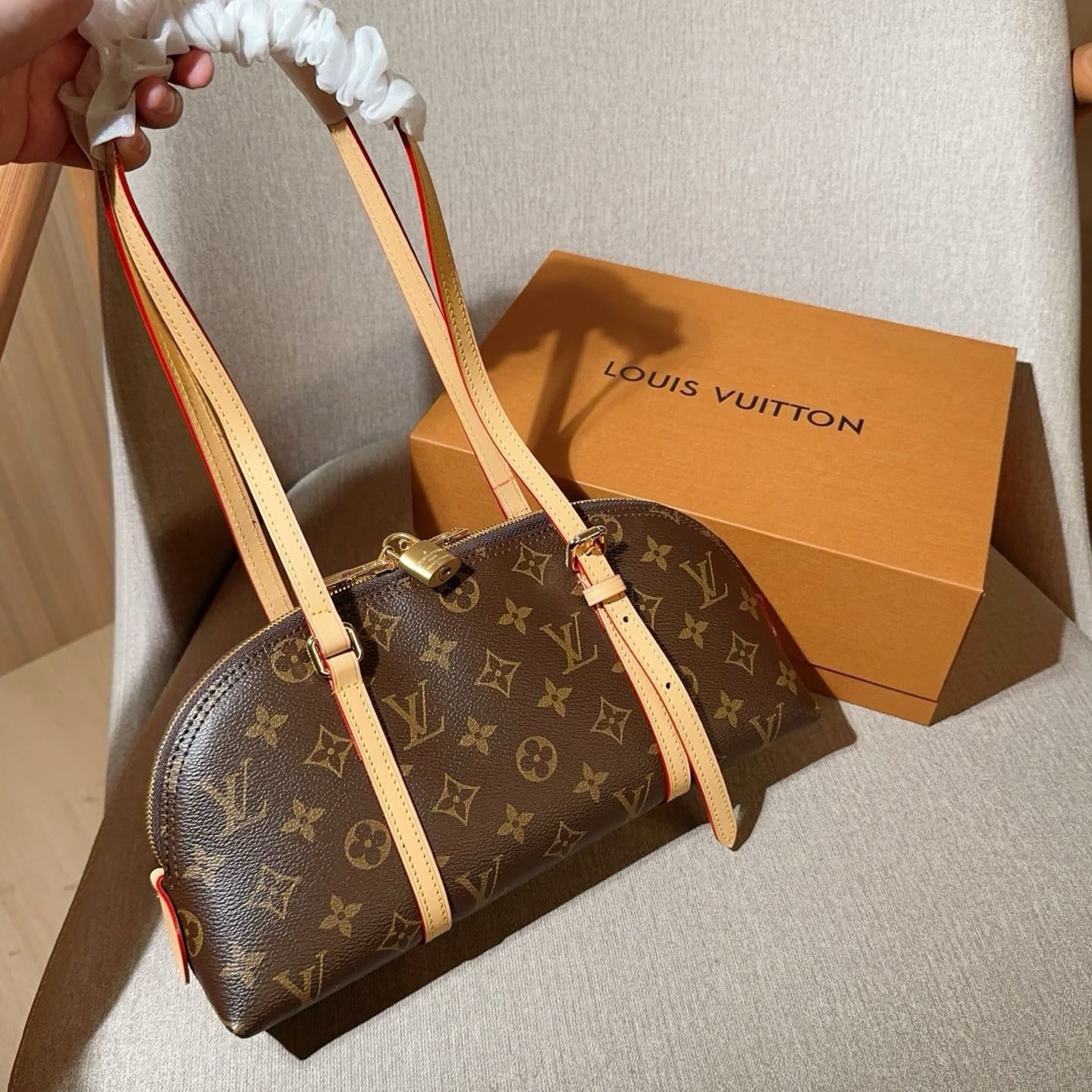 IMG_4134 Louis Vuitton HangOn Bowling Shell Bag/Underarm Bag - Image 1