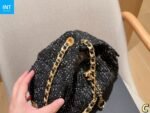 CHANEL 25 Small Handbag - Image 7
