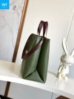 Louis Vuitton M26082 Shopper Tote MM - Image 6