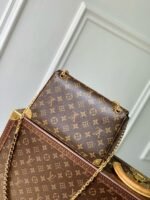 Louis Vuitton M14526 Trunkie - Image 5