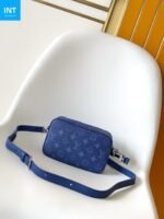 Louis Vuitton M26826 Trocadéro Wearable Wallet - Image 4