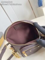 Louis Vuitton M13827 Mini Bumbag - Image 9