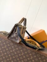 Louis Vuitton M14236 OnTheGo East West Chain - Image 4