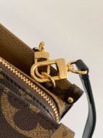 Louis Vuitton M14236 OnTheGo East West Chain - Image 9
