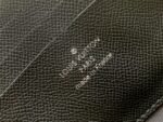 Louis Vuitton M69838 Soft Trunk Wallet - Image 11