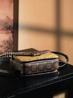 Louis Vuitton M11941 Pochette Métis Backpack - Image 6