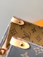 Louis Vuitton M12415 OnTheGo MM - Image 8