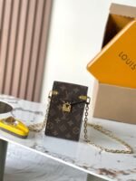 Louis Vuitton M13572 Phone Pouch Métis - Image 2