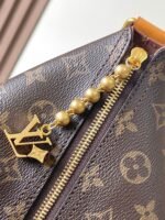 Louis Vuitton M14018 Vagabond Hobo - Image 12