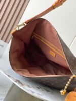 Louis Vuitton M14018 Vagabond Hobo - Image 8