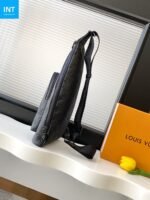 Louis Vuitton M26730 Duo Slingbag - Image 4
