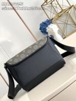 Louis Vuitton M12625 Pulse Messenger - Image 5