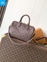 Louis Vuitton M26691 Speedy Bandoulière 25 - Image 4