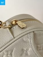 Louis Vuitton M26509 Tiny Camera Bag - Image 7
