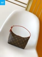 Louis Vuitton M27509 Pochette Hills - Image 5