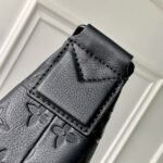 Louis Vuitton M14778 Hobo Cargo - Image 6