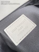 Louis Vuitton M14912 Pulse Messenger - Image 10