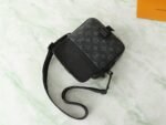 Louis Vuitton M12518 Getaway Messenger - Image 10