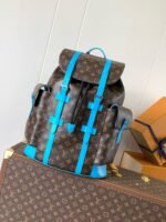 Louis Vuitton M12729 Christopher MM - Image 2