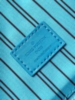 Louis Vuitton M12729 Christopher MM - Image 10