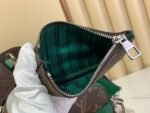 Louis Vuitton M12766 Trio Messenger - Image 9