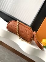 Louis Vuitton M12753 Mini Bumbag - Image 8