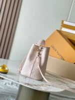 Louis Vuitton M47038 Néonoé BB - Image 6