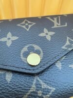 Louis Vuitton M62234 Sarah Wallet - Image 5